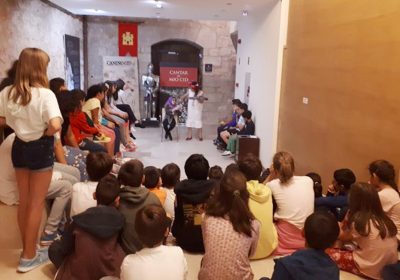 Los escolares disfrutan de primeras «Noches Mágicas» del Castillo de Torija