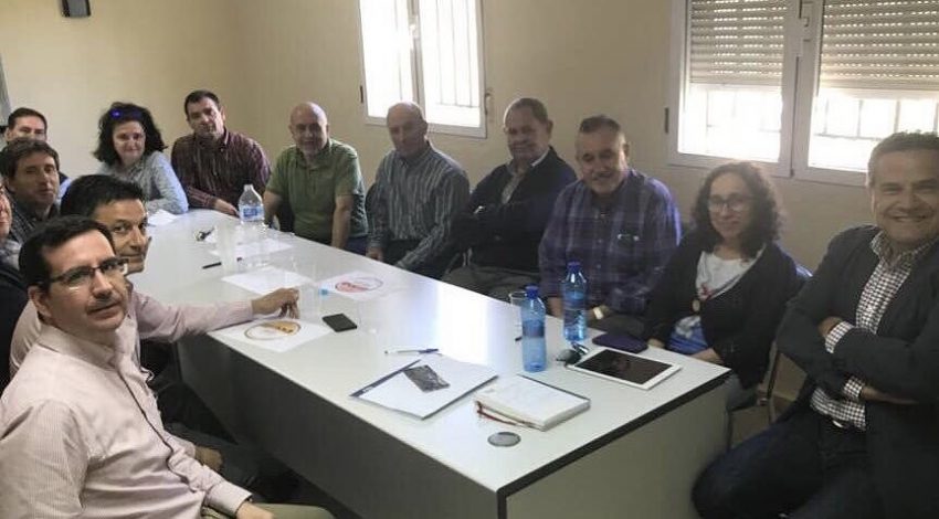 Ganaderos de Albacete buscan alternativas ante el cese de recogida de la leche de oveja