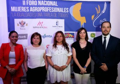 Apuesta por empoderamiento del liderazgo del trabajo femenino en medio rural