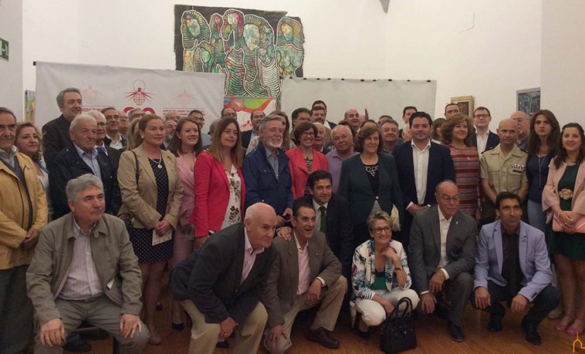 8d047b09516955b0b5949fbe060277c1_XL