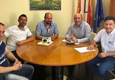 ASAPA y UPA CLM plantean las necesidades del sector apicola