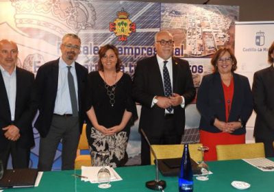 Manzanares tendrá en 2019 “una de las mayores instalaciones fotovoltaicas del mundo”