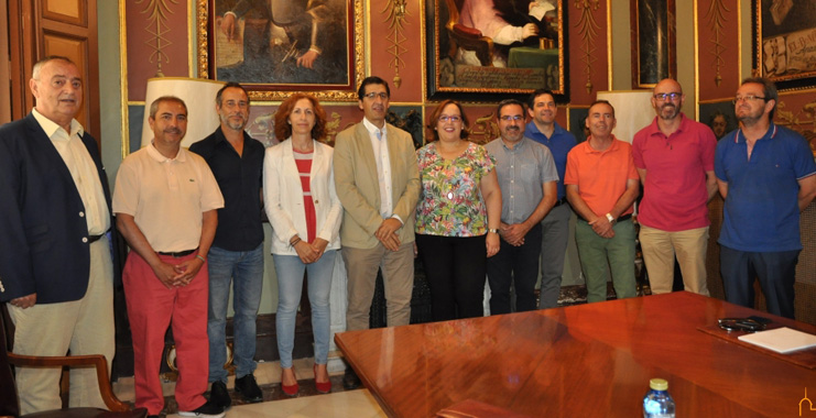 0407b1fae6c6274c272901f1c6f0566a_XL