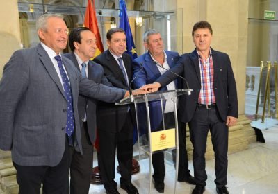 Agricultores y ganaderos, juntos por una PAC fuerte y sin recortes