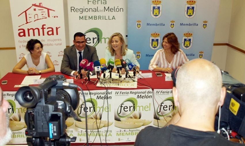 5b4499a30021610072018133355