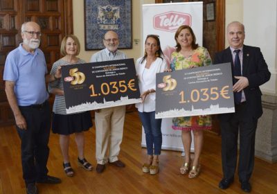 Ayuntamiento Toledo y Tello entregan cheques solidarios Campeonato Internacional Cortadores Jamón