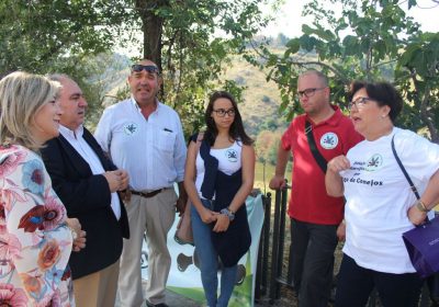 PP con agricultores afectados por plaga conejos, «frente a dejadez de Page»