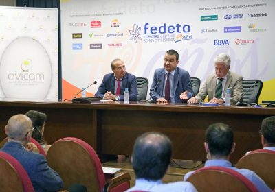 La unidad del sector avícola, una realidad: nace la «nueva» AVICAM