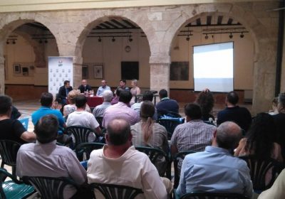 UPA informa sobre ayudas a incorporación de jóvenes a la agricultura