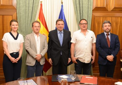 Ministerio y sindicatos coinciden en que PAC debe preservar actual presupuesto