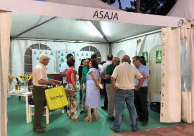 ASAJA Ciudad Real muestra en FERIMEL su apoyo a sector melón