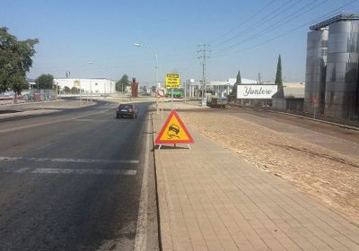 Campaña informativa en Manzanares para evitar vertidos mosto y uva en vendimia