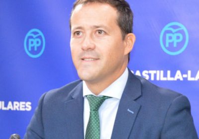 Velázquez (PP): «El nuevo trasvase, prueba evidente de que Page no hace nada por el agua»