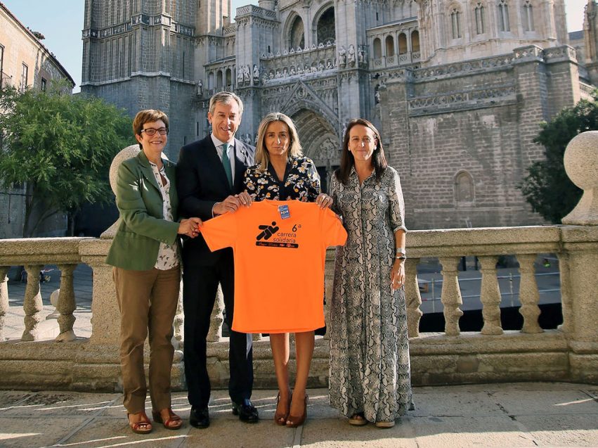 20180927 ENTREGA CAMISETA CARRERA AYTO TOLEDO