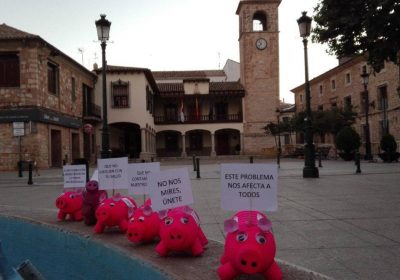 1.990 lechones se manifiestan en Mota del Cuervo contra las macrogranjas