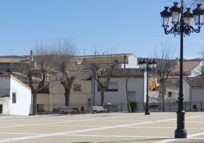 UPA protesta contra Airef y pide a Correos que “continúe vertebrando el mundo rural”