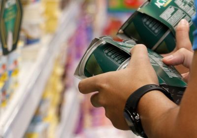 ¿Por qué los ministros españoles de Agricultura comen yogures caducados? yogures