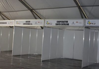 Todo preparado para la I Feria Regional del Queso Manchego
