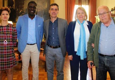 Temporeros extranjeros quieren que empresarios agrícolas de Albacete les proporcionen alojamiento