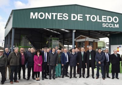García-Page ha inaugurado las instalaciones de Cooperativa Montes de Toledo (Mazarambroz)