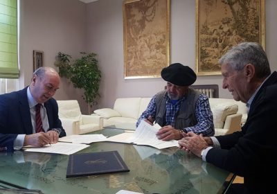 Diputación Guadalajara atiende demandas de ganaderos de la Sierra Norte