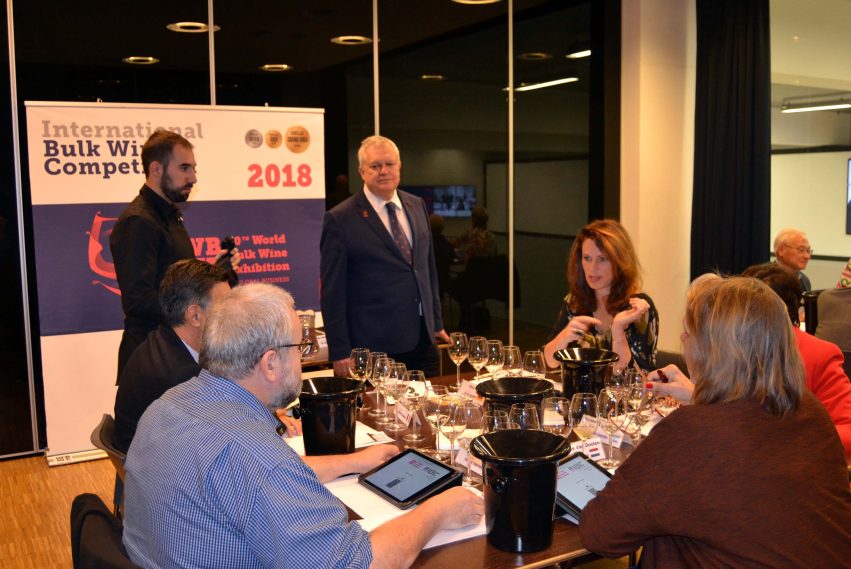 IBWC_Jurado y director de cata José Luis Murcia1