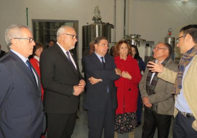 Ministro de Agricultura examinará “con cariño” apoyo a feria Fercam