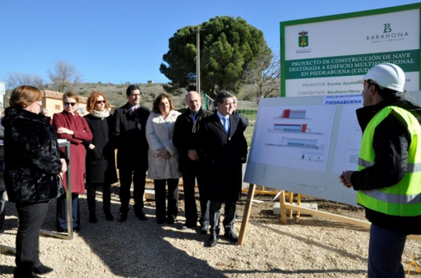 7023db74bcc98ff6947a204db38bf30c_L