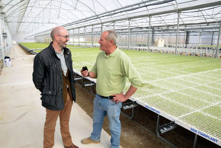 20190219_El alcalde visita el invernadero Tomiplat01_AdeAlba