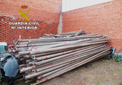 La Guardia Civil recupera 6.700 tuberias de aluminio robadas en explotaciones agrarias de Tomelloso y alrededores