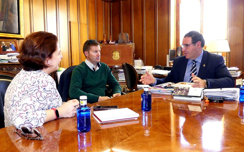 ReunionPrietoIgpAjoMorado