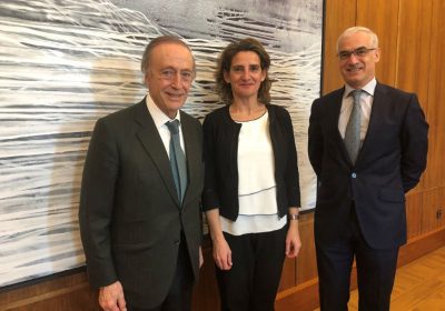 FEV traslada a ministra compromiso de bodegas españolas contra cambio climático