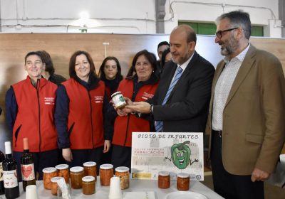 Fabricar conservas vegetales se convierte en oportunidad para ocho mujeres infanteñas