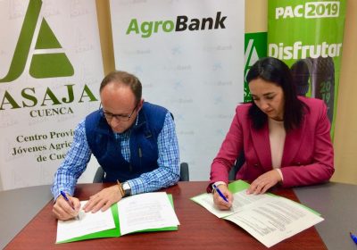 ASAJA Cuenca y CaixaBank facilitan a agricultores y ganaderos tramitación PAC
