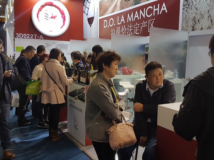 Los vinos de la DO La Mancha se promocionan en China - AgroCLM