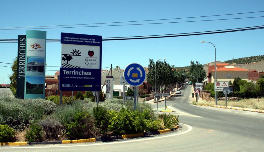TERRINCHES_Entrada pueblo
