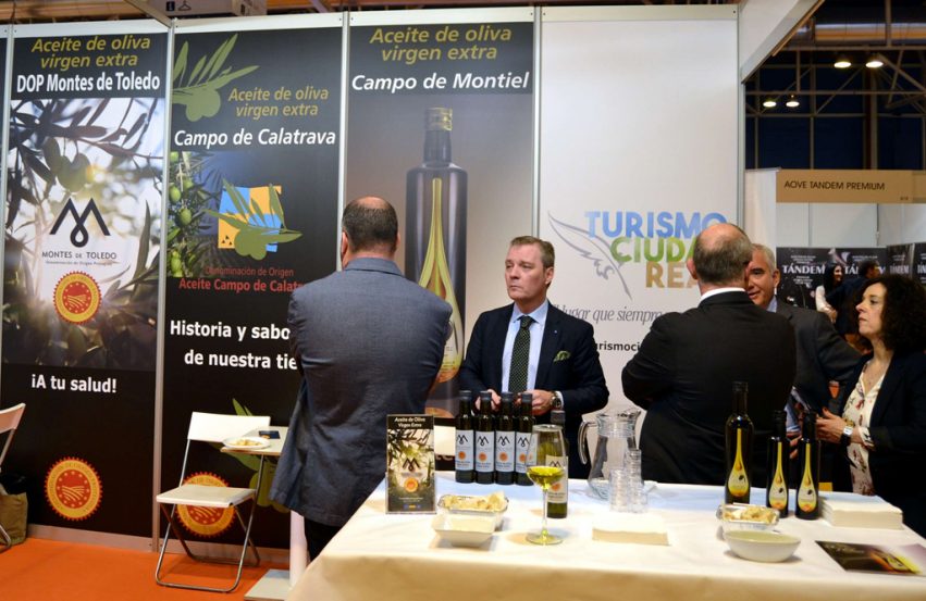 WOOE_Algunas DOs CLM stand 2018