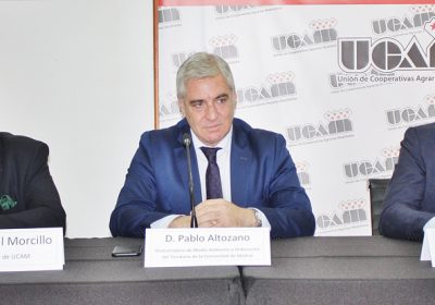 Eurocaja Rural reconoce labor de cooperativas en II Congreso de UCAM