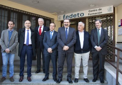 Avicam plantea al consejero de Sanidad su compromiso con calidad avícola