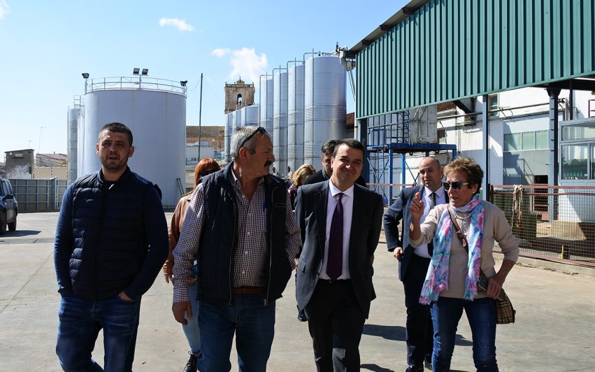 COOPERATIVA LOS HINOJOSOS