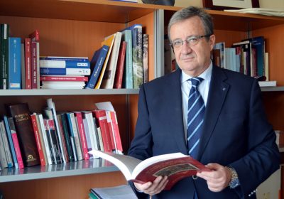 ¿Agotando las horas para un Brexit sin acuerdo?. Juan José Rubio Guerrero. Catedrático de Hacienda Pública. UCLM Juan José Rubio