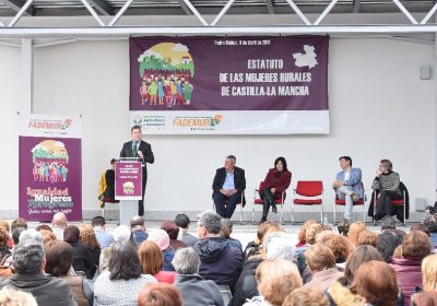 Page confía en alcanzar acuerdo con CHG para regularizar 1.600 pozos