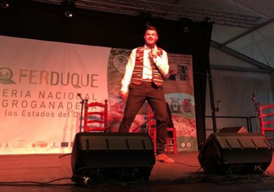 Humor, anécdotas y motes, en Ferduque, para ensalzar el Orgullo Rural