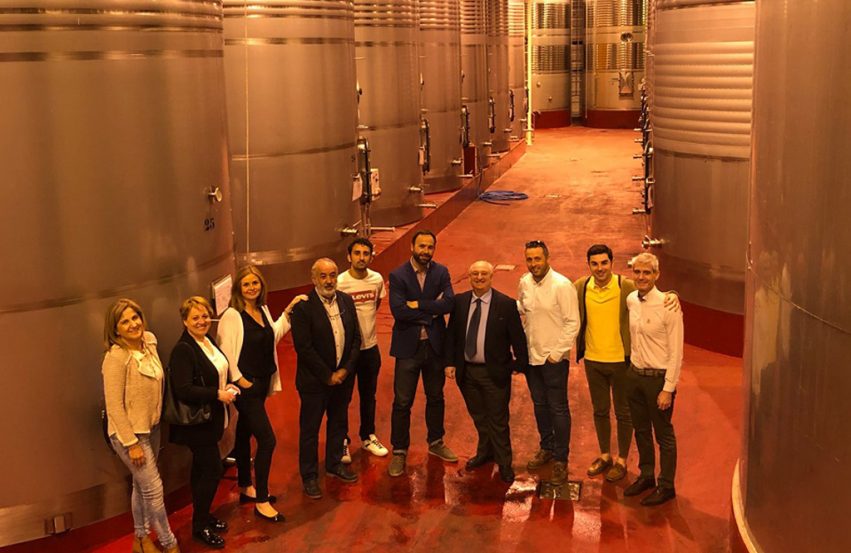 58833829_2347389625546278_2823676074947248128_n