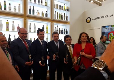 Ministro de Agricultura apuesta por la calidad del aceite de oliva