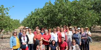 Mujeres valencianas se interesan por el cultivo del pistacho manchego