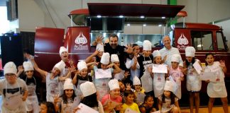 Niños aprenden a cocinar recetas con Ajo Morado de Las Pedroñeras