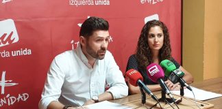 Izquierda Unida vuelve a manifestarse a favor de limitar las macro-granjas