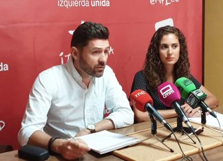 Izquierda Unida vuelve a manifestarse a favor de limitar las macro-granjas