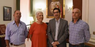 Pide ayuda para mejorar una calle y limpiar cauce de río